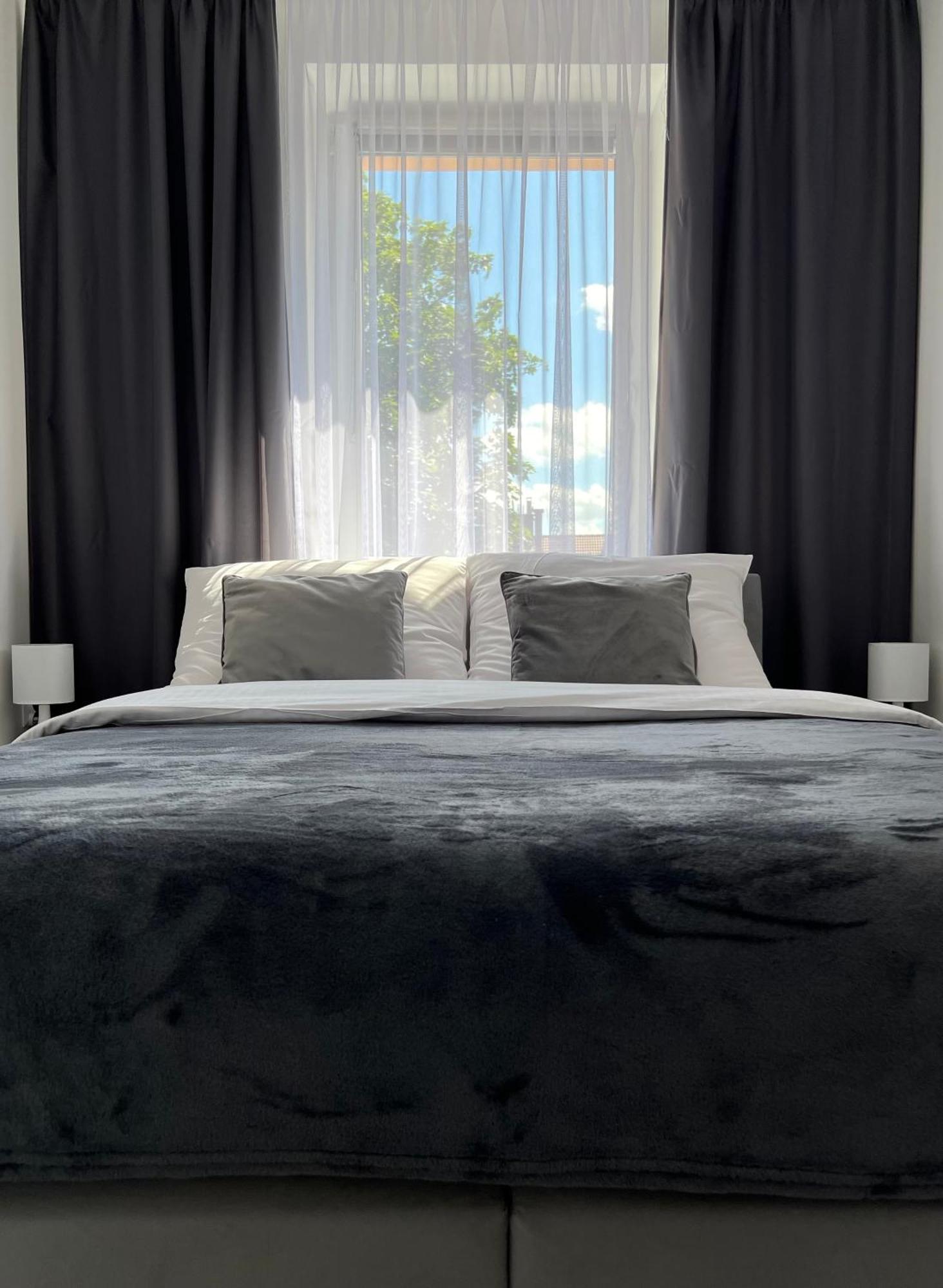 Apartament Eros Rynek Boleslawiec  Bagian luar foto